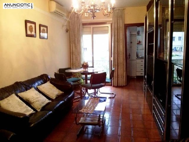 se vende 3º piso con ascensor muy luminoso en