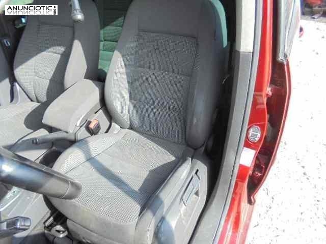 Asiento delantero izquierdo 3549822