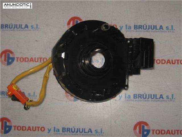 305957 anillo toyota corolla verso  r1