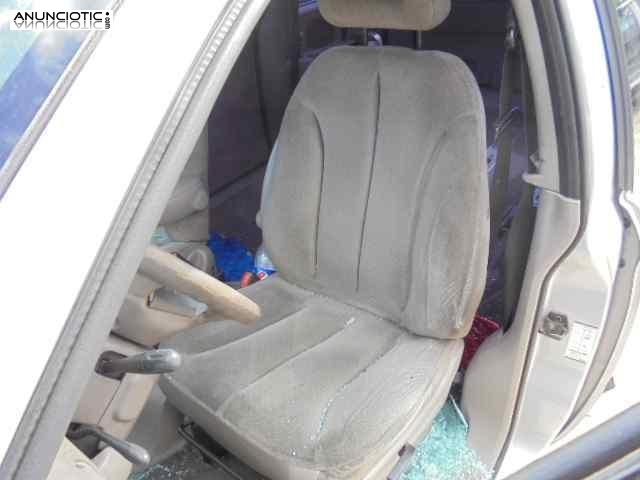 Asiento delantero izquierdo 3449765