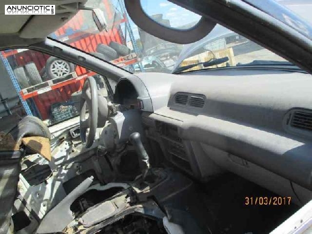 104517 salpicadero nissan serena 1.6 slx