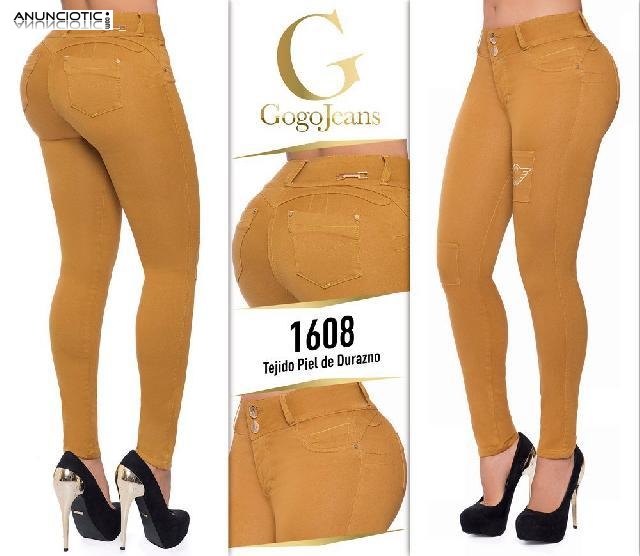  Jeans Levanta Cola en Encanto Latino 