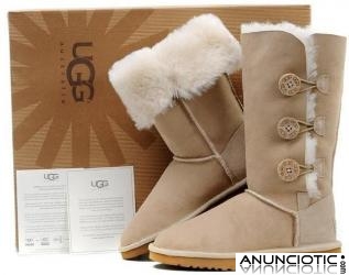 Nosotros vendemos zapatos UGG  85