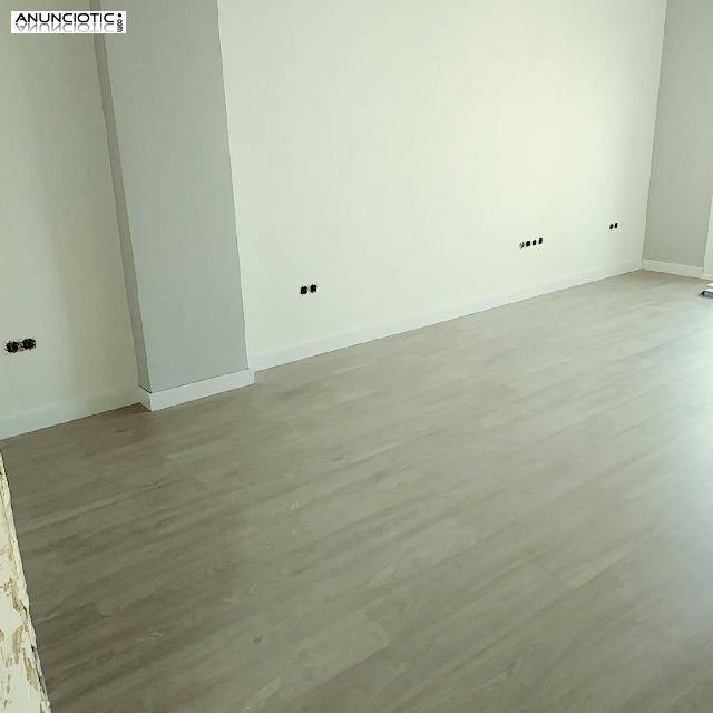 instaladores de suelos laminados tarimas flotantes y revestimiento de pared