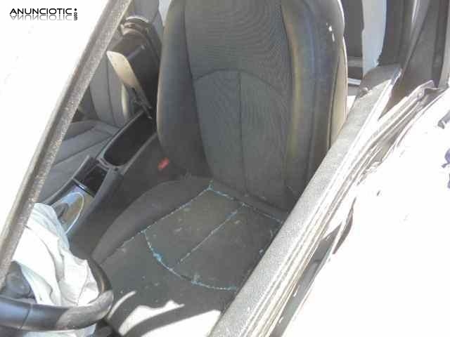 Asiento delantero izquierdo 3653644