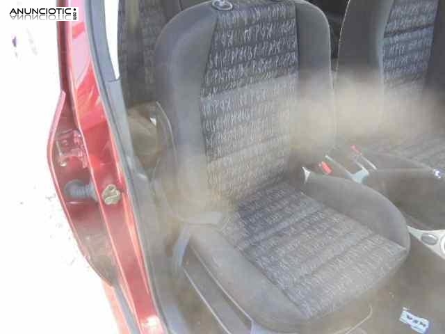 Asiento delantero derecho 3580800