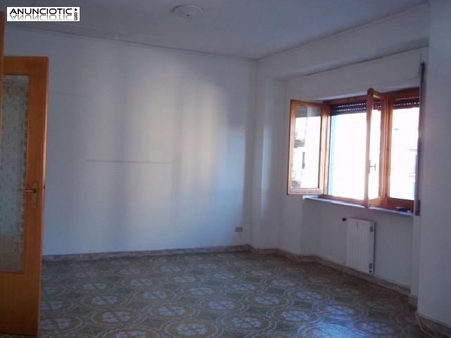 Se vende 3 piso con ascensor muy luminoso en 