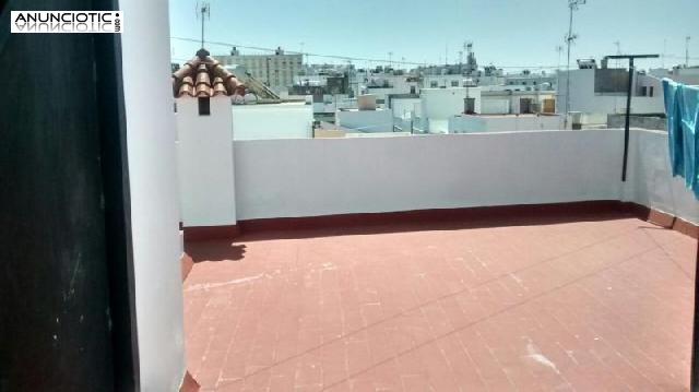 Se alquila piso vacacional en conil en la zona 