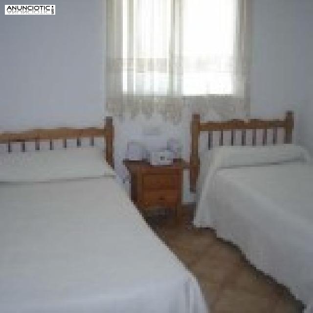 Chalet con piscina privada en chiclana