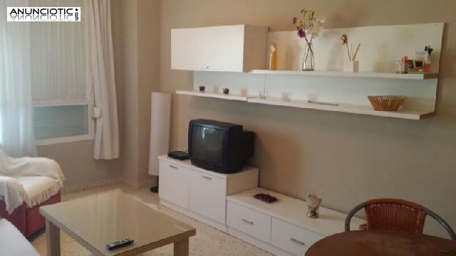 Apartamento de un dormitorio baño 