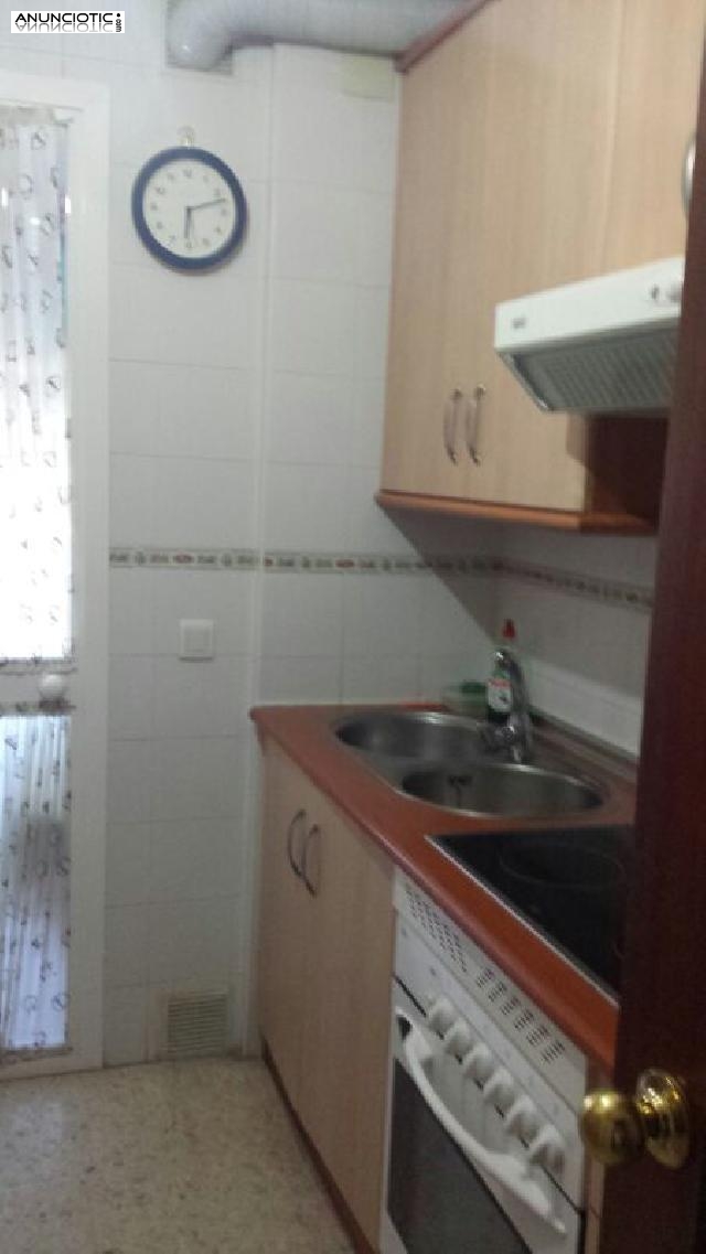 Apartamento de un dormitorio baño 