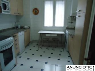 Santander muy centrico calle Marques del Arco 3hab 2ba amueblado impecable