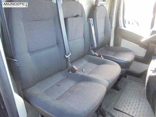 Asiento delantero derecho 3685078