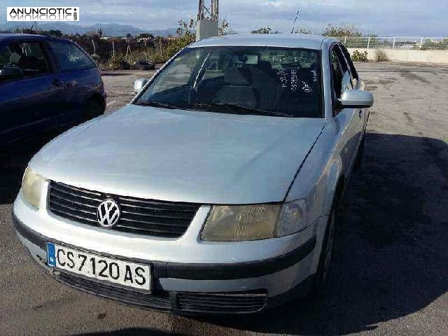 397160 faro volkswagen passat berlina