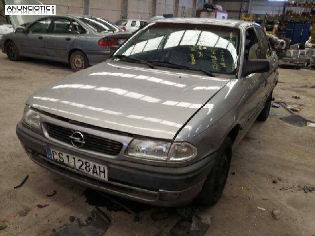 420710 faro opel astra f berlina gls