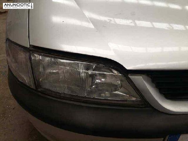 420888 faro opel vectra b berlina 1.7