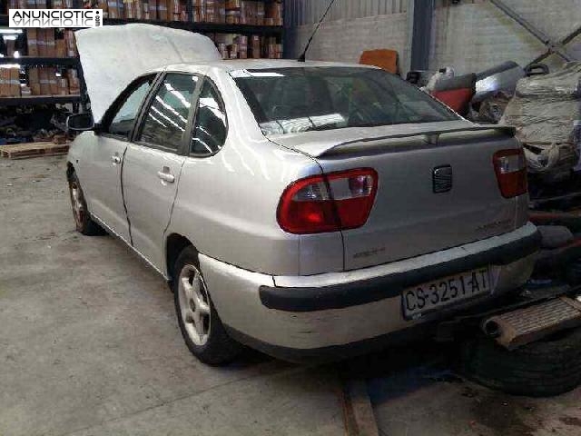 397950 faro seat cordoba berlina (6k2)