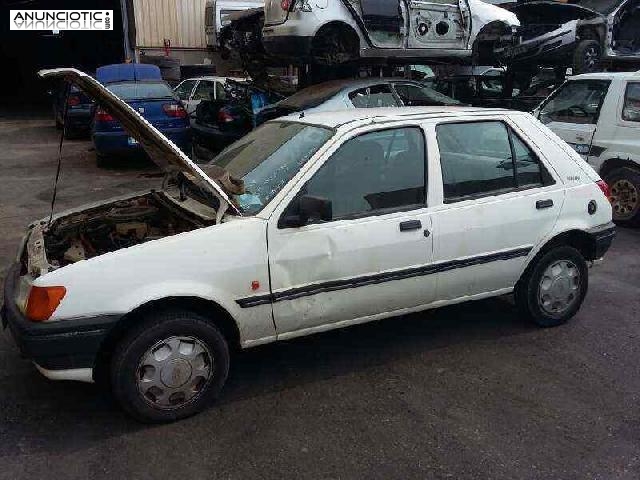 329018 faro ford fiesta berl./courier