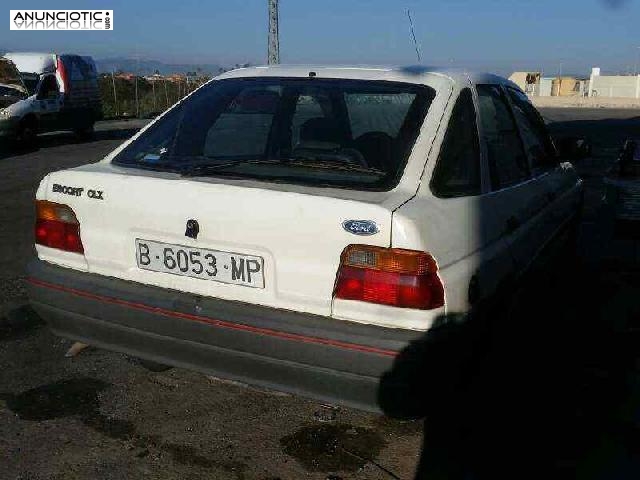 409235 piloto ford escort berlina 1.6