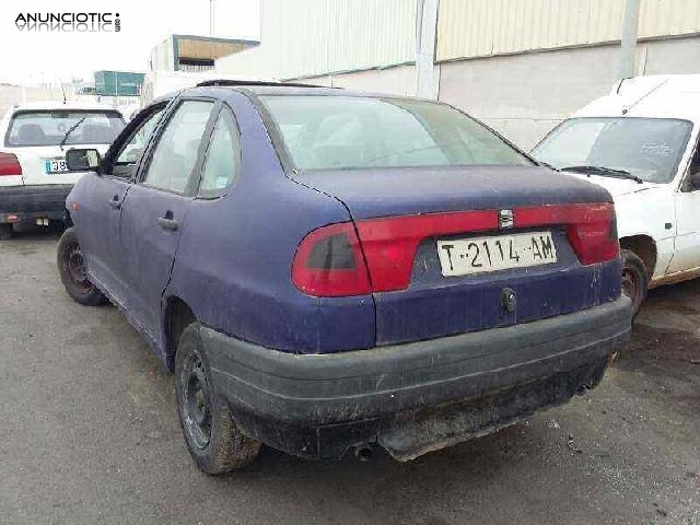 404471 faro seat cordoba berlina (6k2)