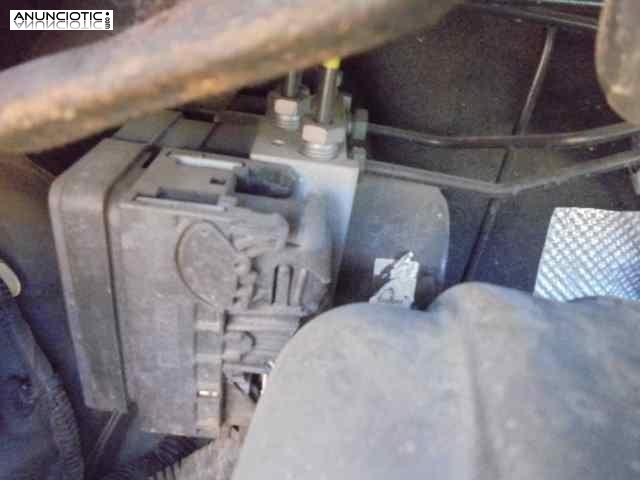 Abs 4087803 1715773 ford fiesta (cb1)