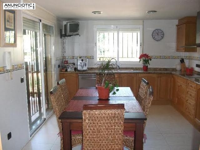 Villa de 300m2 IMPECABLE, en Benicasim con Piscina