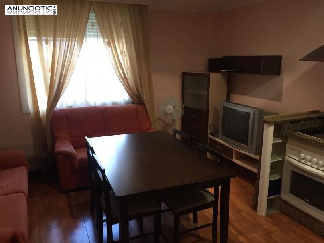 Se alquila apartamento zona centro 