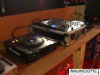 En Venta : AKAI 2000XL,PIONEER CDJ-1000MK3,Denon DN-D9000