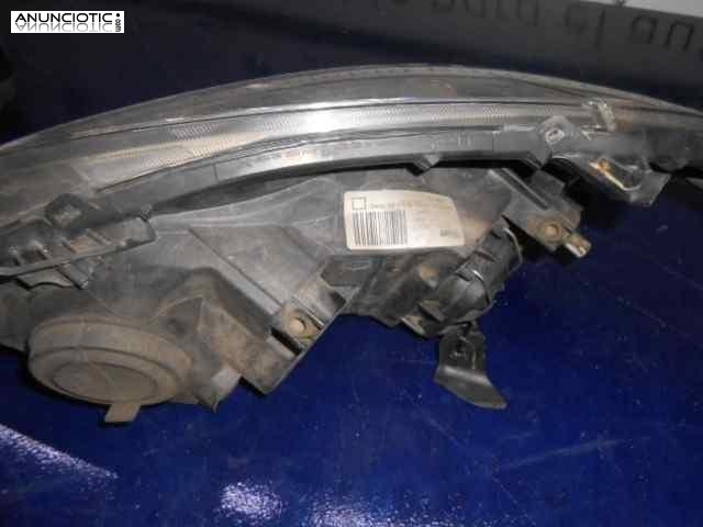 Faro derecho 3360418 8113013300 toyota