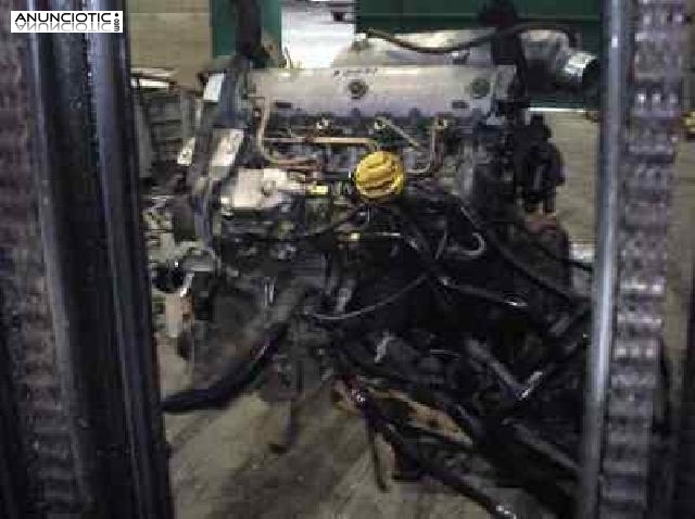 Motor - 106127 - renault megane i