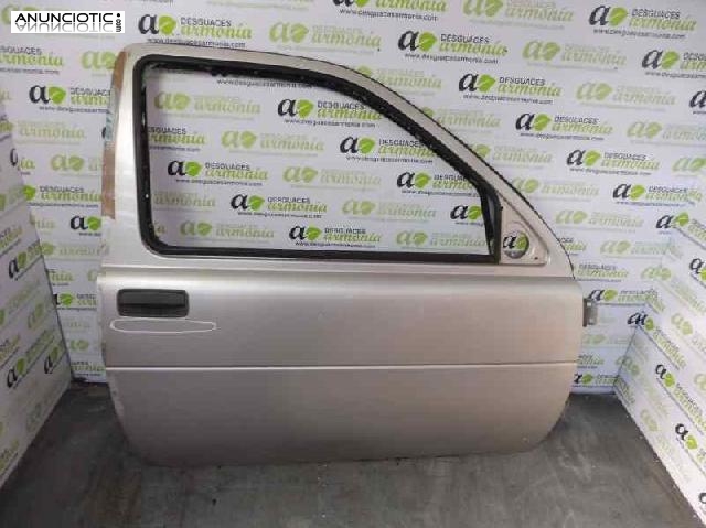 Puerta del. der. de land rover -