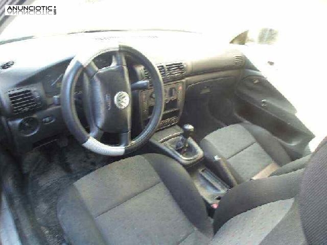 Despiece volkswagen passat berlina (3a2)