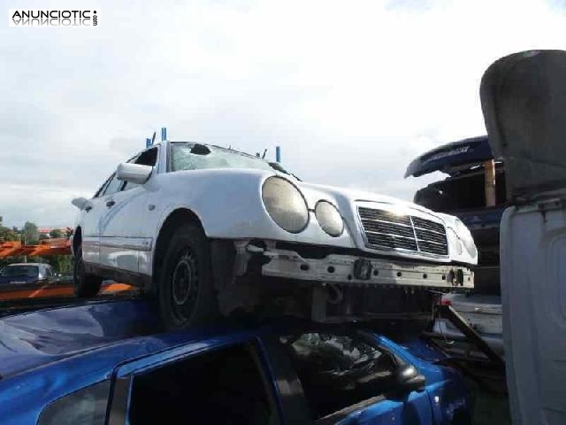 Despiece mercedes clase e (w210) berlina