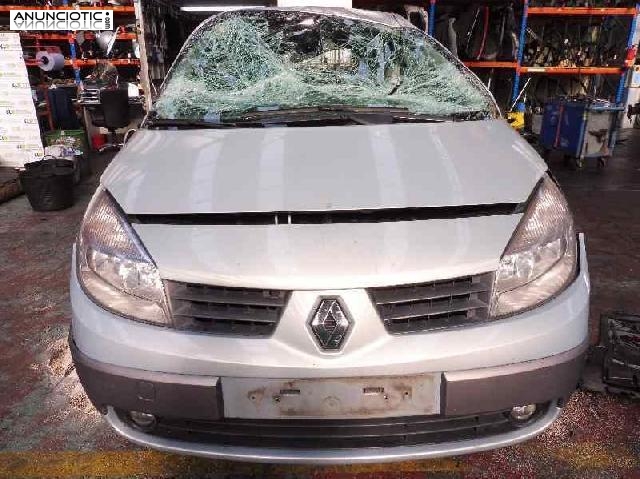 Faro der. de renault - scenic