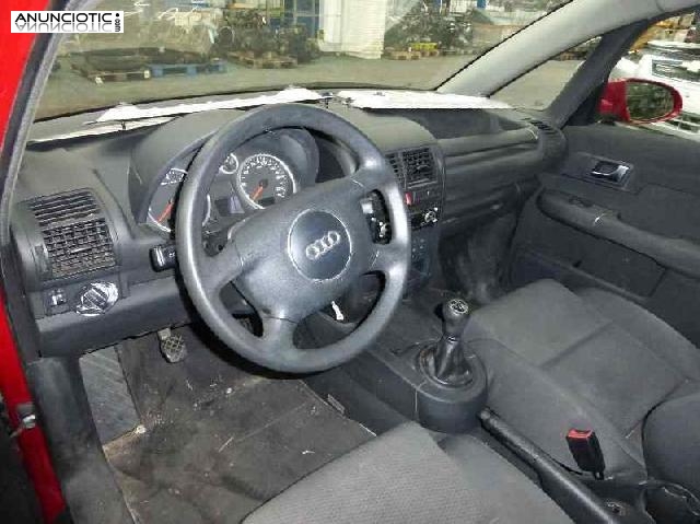 Puerta del. izq. de audi - a2