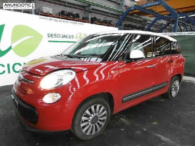 Despiece de fiat 500 l living (351)