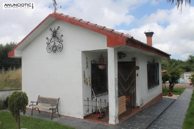 Se vende bungalow casa pequeña en la zona de