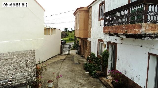 Se vende casa zona de camelle camariñas