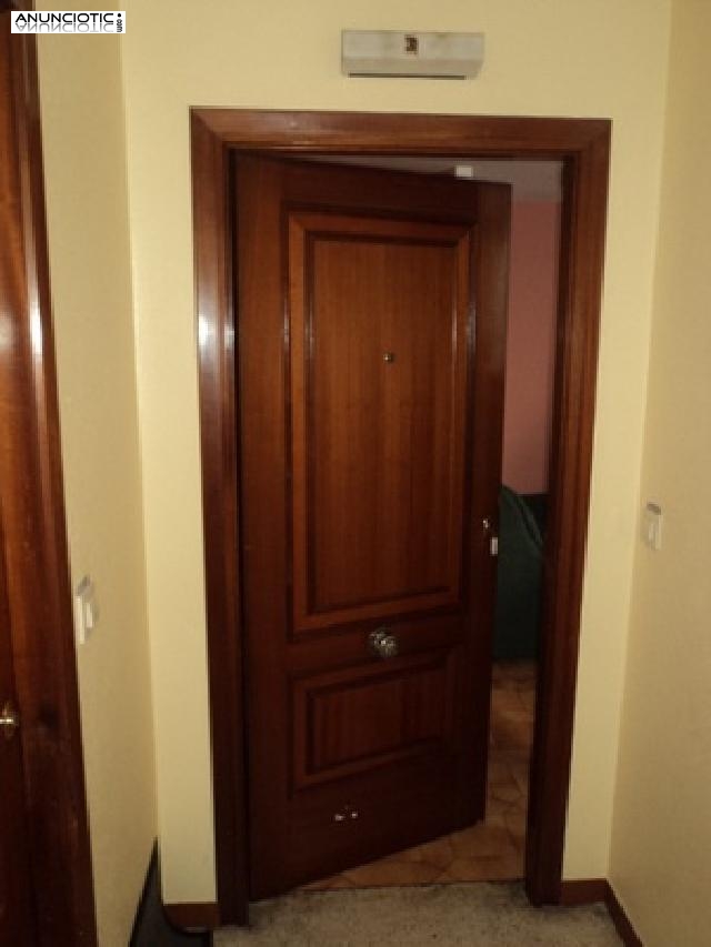 Piso en venta reformado en oleiros