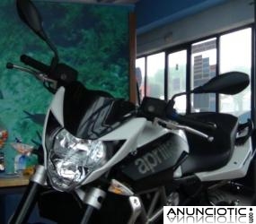 Moto Aprilia Shiver 750 CC, año 2012, impecable estado