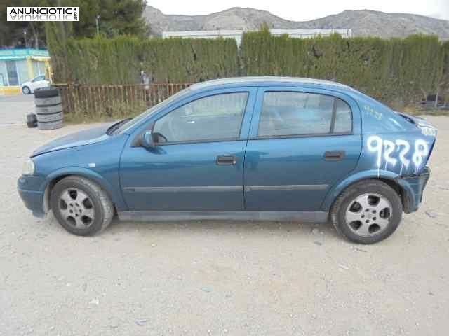 Despiece 9228 opel astra g berlina 2002