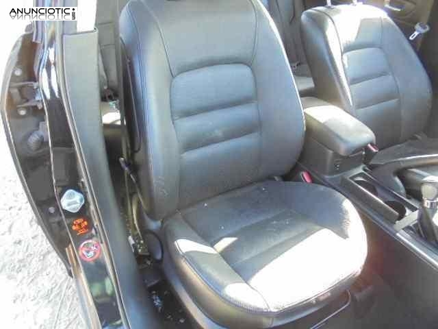 Asiento delantero derecho 3562129 mazda