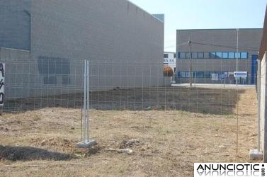 VENDO PARCELA INDUSTRIAL DE 651 M2