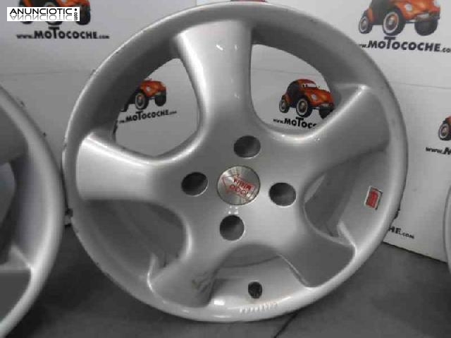 Juego de llantas de peugeot - 306.