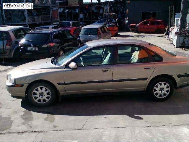 Salpicadero de volvo - s80.