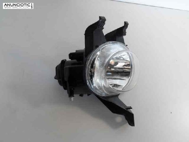 Faro antiniebla derecho de peugeot - 206