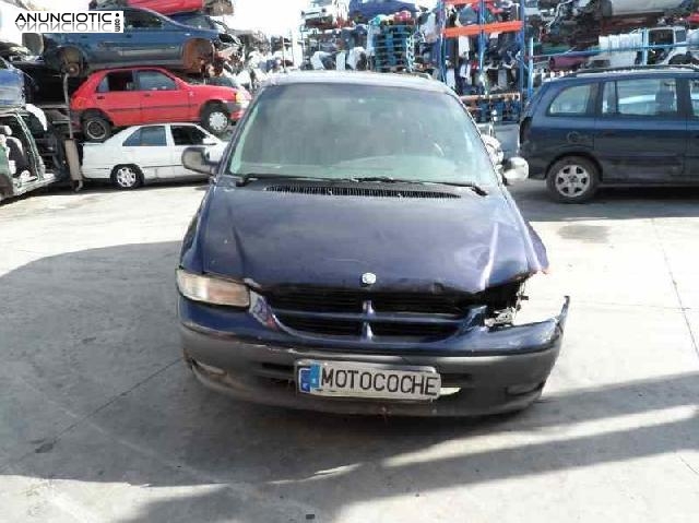 Porton trasero de chrysler - voyager