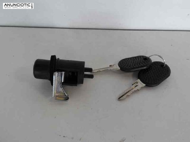 Cerradura maletero / porton de seat -