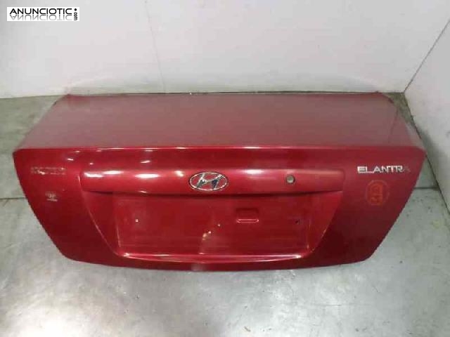 Tapa maletero de hyundai - elantra