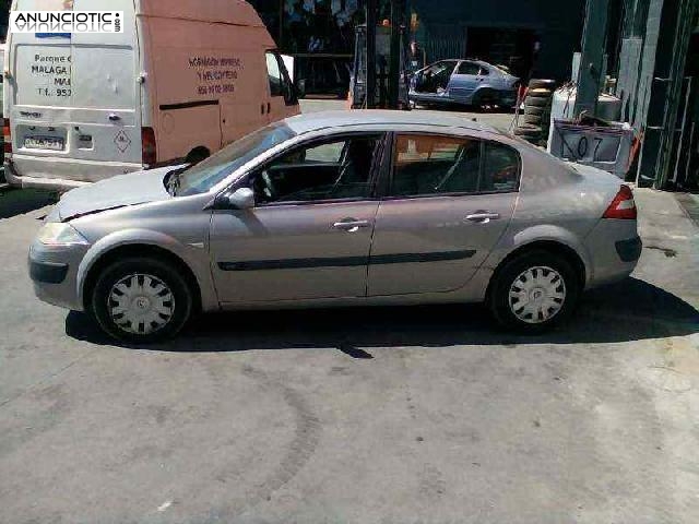 Salpicadero de renault - megane. 376950